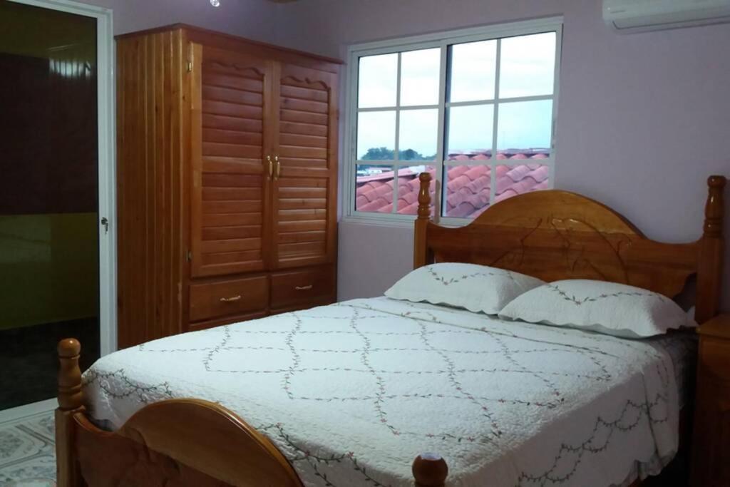 Urania House Villa Bocas del Toro Eksteriør billede