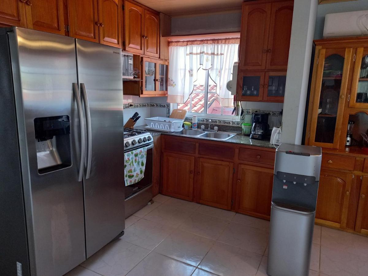 Urania House Villa Bocas del Toro Eksteriør billede